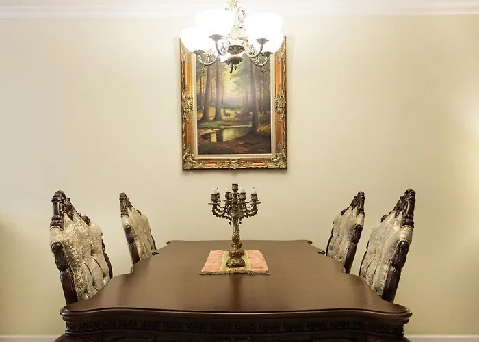 Luxury Antique דירה וארנה